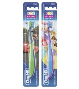 ORALB SPAZZOLINO MANUALE CARS&PRINCESS 3-5 ANNI